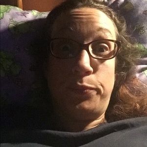 Meet your Posher, Carrie